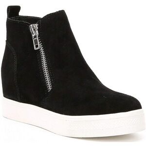*LIKE NEW* STEVE MADDEN Wedgie Genuine Suede Hidden Wedge Sneaker in Black — 8